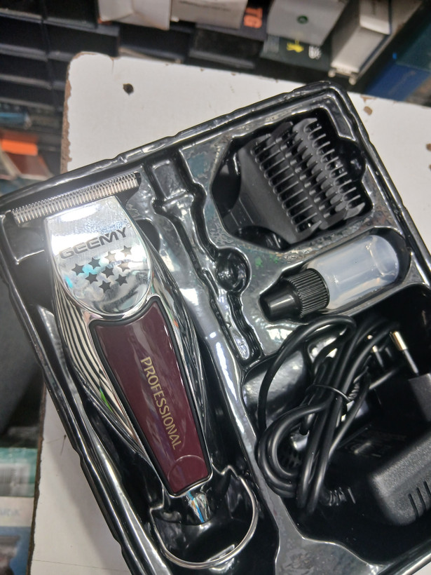 ماشین اصلاح جیمی مدل Gm855 سر و صورت